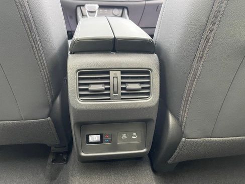 New 2025 Nissan Rogue SL w/ Tech Package image 20