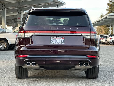 Certified 2023 Lincoln Aviator Grand Touring w/ Equipment Group 301A image 5