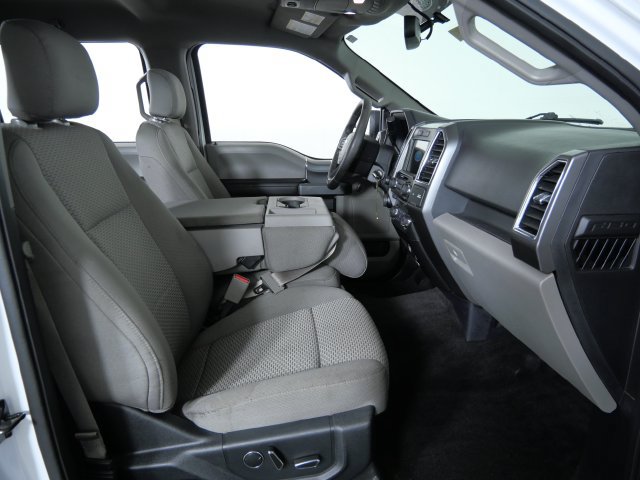 Used 2016 Ford F150 XLT w/ Equipment Group 302A Luxury AWD/4WD image 12