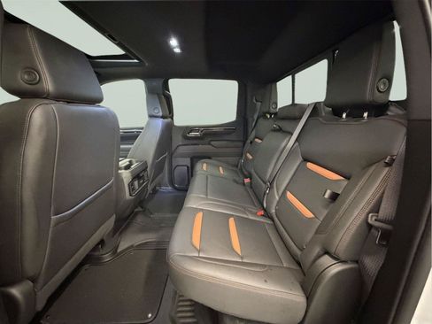 Used 2023 GMC Sierra 1500 AT4 w/ AT4 Premium Package AWD/4WD image 78