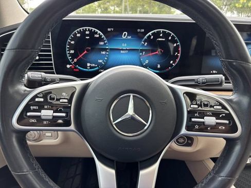 Used 2021 Mercedes-Benz GLE 350 4MATIC image 30