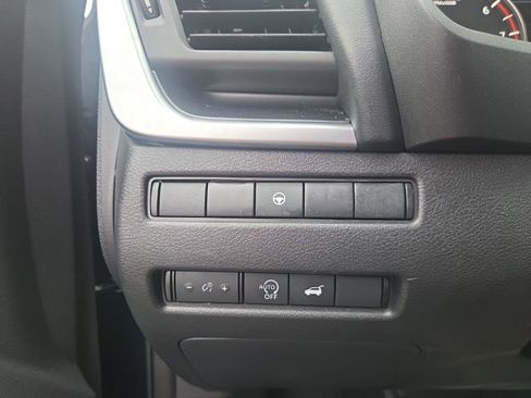 Used 2024 Nissan Rogue SV AWD/4WD image 10