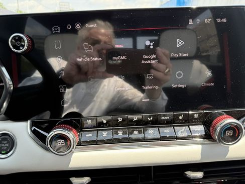 New 2026 GMC Canyon AT4X AWD/4WD image 18