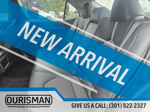 Used 2023 Toyota Camry SE image 12