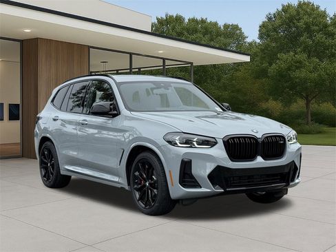Certified 2024 BMW X3 M40i w/ Premium Package image 4