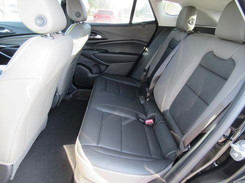 New 2026 Chevrolet Trax ACTIV image 27