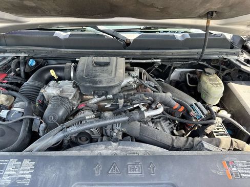 Used 2014 Chevrolet Silverado 2500 LT w/ Interior Plus Package AWD/4WD image 23