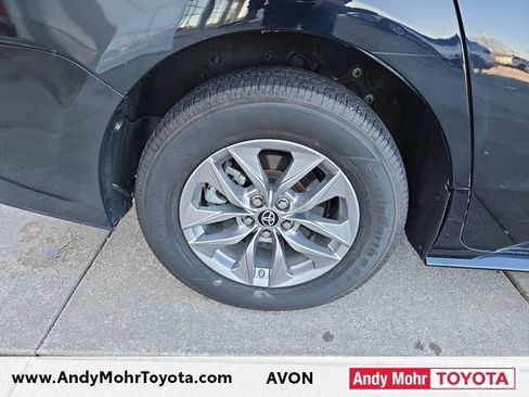 Used 2024 Toyota Sienna LE image 33