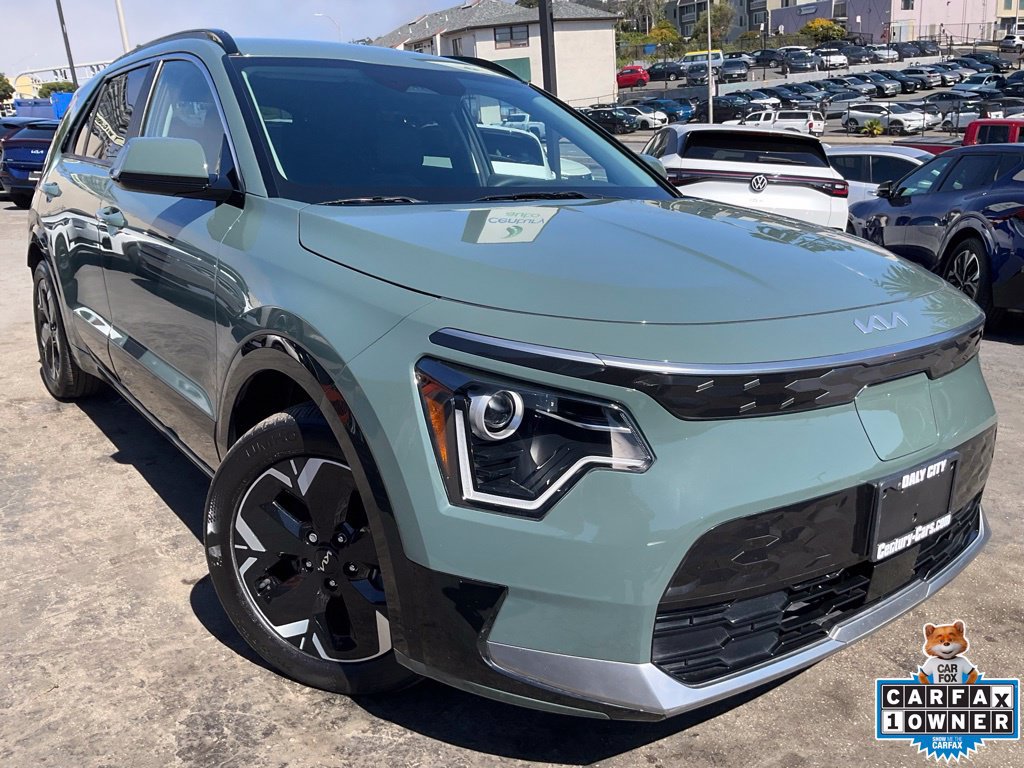 Used 2023 Kia Niro Wind FWD image 1