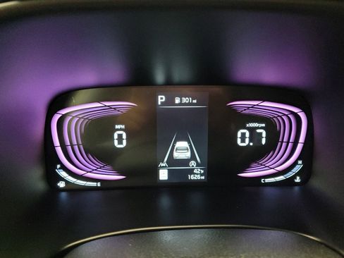 Used 2025 Kia Soul LX image 23