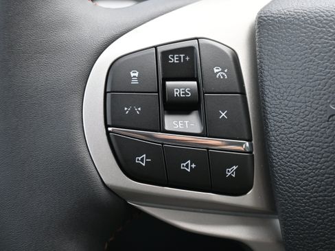New 2026 Ford Explorer Active w/ Active Comfort Package RWD image 16