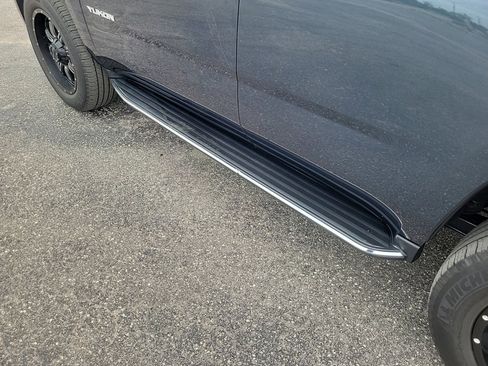 Used 2020 GMC Yukon SLT w/ Open Road Package image 10