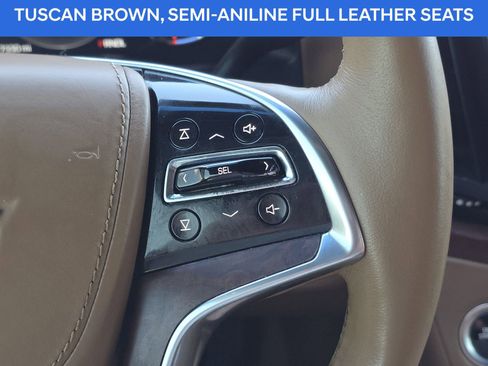 Used 2017 Cadillac Escalade Platinum image 29