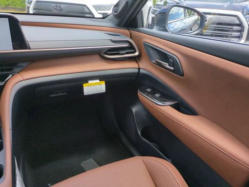 New 2026 Toyota Crown Signia AWD/4WD image 16