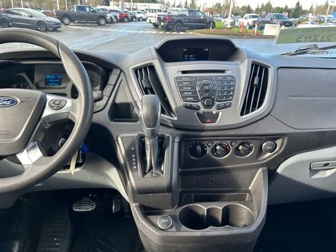 Used 2018 Ford Transit 350 XL image 23