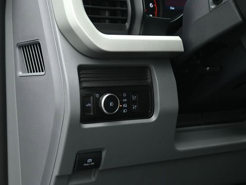 New 2026 Ford F250 XL w/ XL Chrome Package image 11