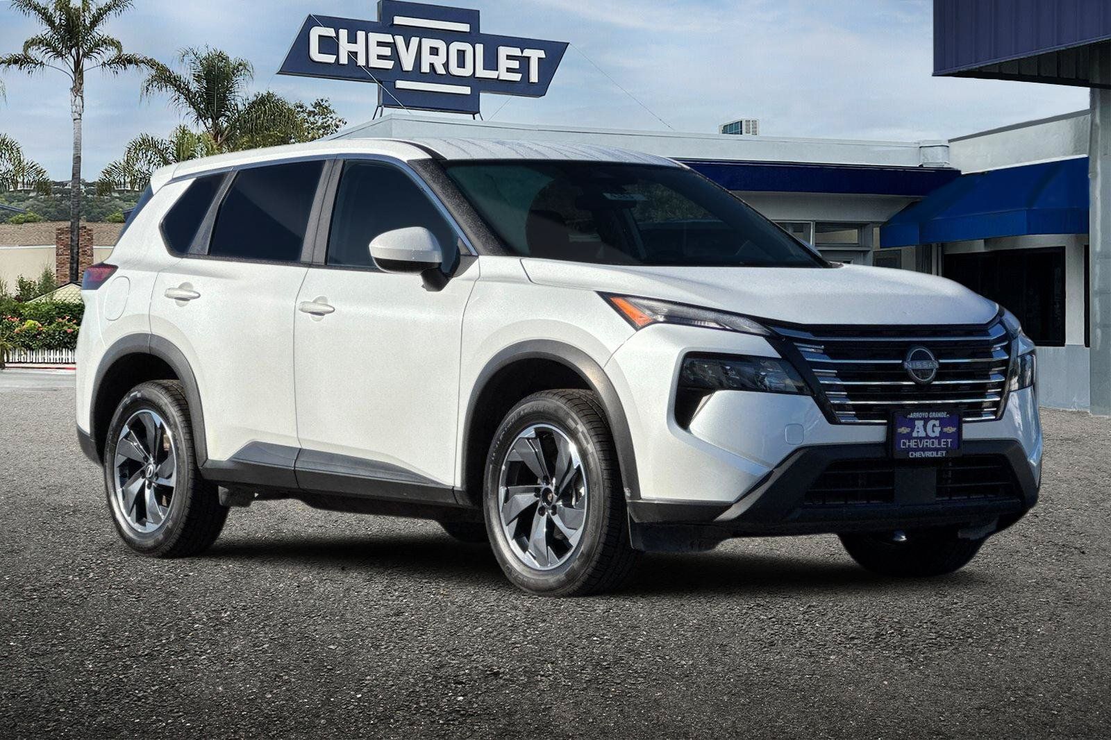 Used 2024 Nissan Rogue SV FWD image 32
