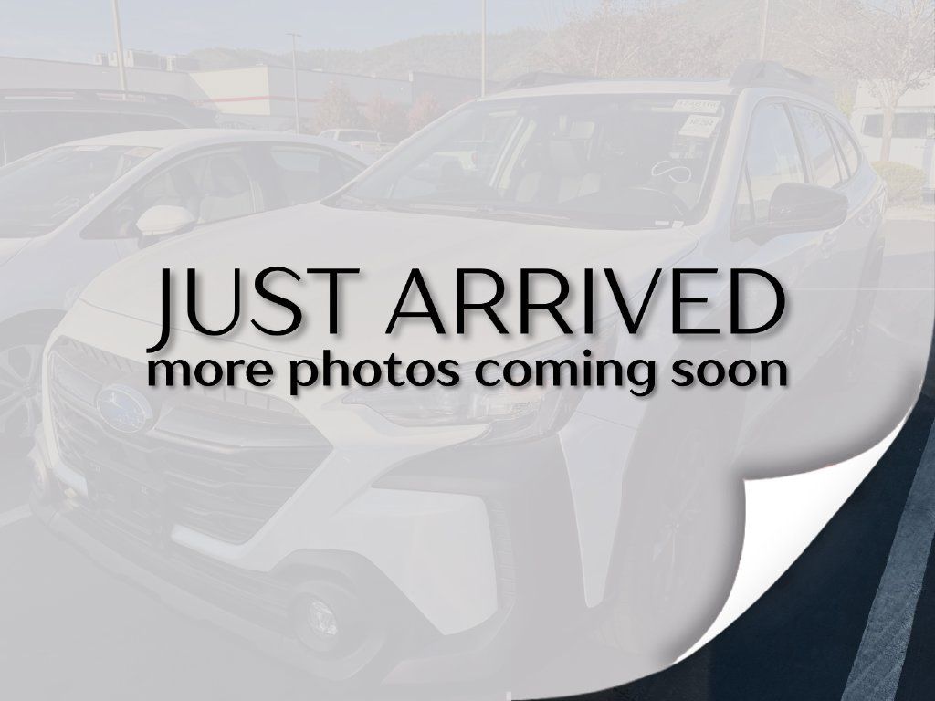Used 2025 Subaru Outback Onyx Edition AWD/4WD image 2