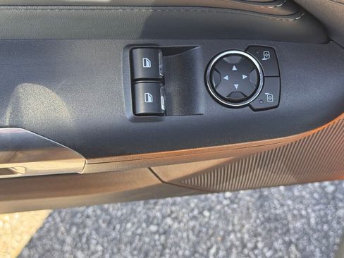 Used 2026 Ford Mustang Premium image 16