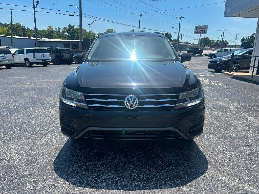 Used 2021 Volkswagen Tiguan SE AWD/4WD image 2