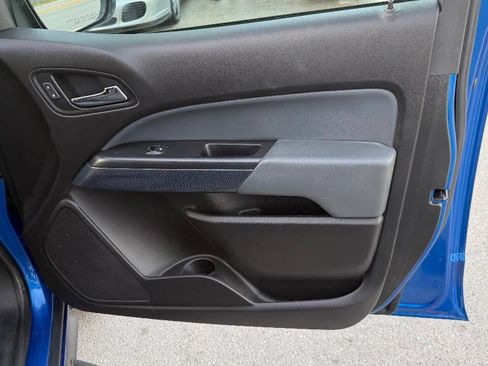 Used 2018 Chevrolet Colorado Z71 RWD image 15