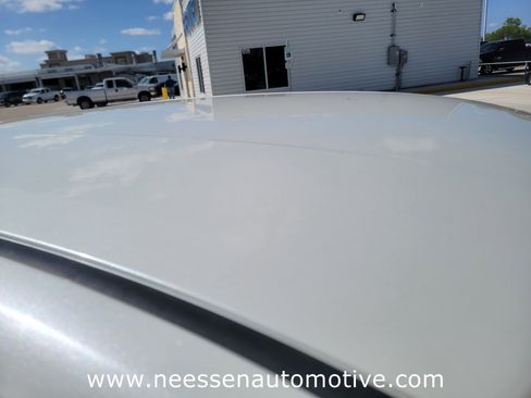 Used 2021 Toyota C-HR LE image 8