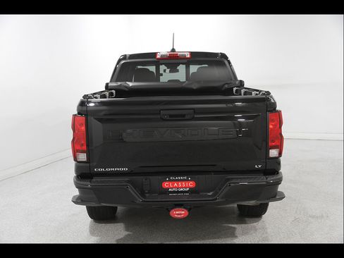 Used 2023 Chevrolet Colorado LT w/ LT Convenience Package AWD/4WD image 21