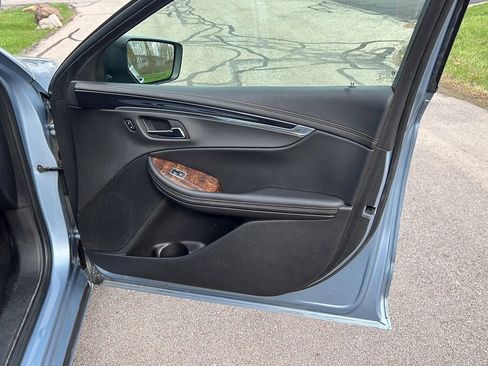 Used 2014 Chevrolet Impala LT image 16