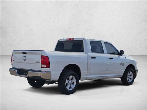 Used 2022 RAM 1500 Classic SLT AWD/4WD image 5