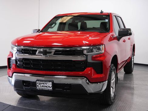 Used 2026 Chevrolet Silverado 1500 LT AWD/4WD image 3