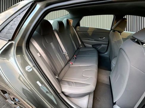 New 2026 Hyundai Elantra Sport image 11