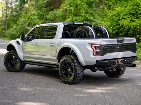 Used 2018 Ford F150 Raptor w/ Equipment Group 802A Luxury AWD/4WD image 8