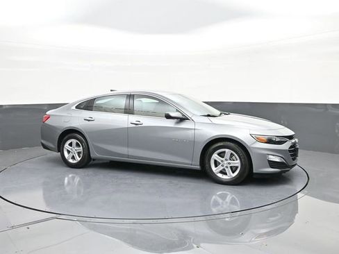 Used 2024 Chevrolet Malibu LS image 16