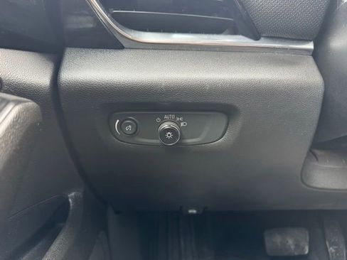 Used 2023 Chevrolet Traverse RS w/ LPO, Floor Liner Package AWD/4WD image 28