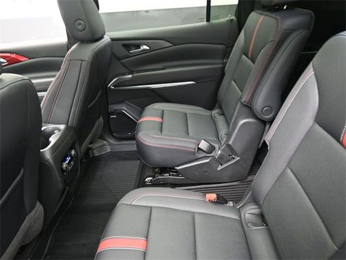 Used 2024 Chevrolet Traverse RS w/ LPO, Floor Liner Package image 23