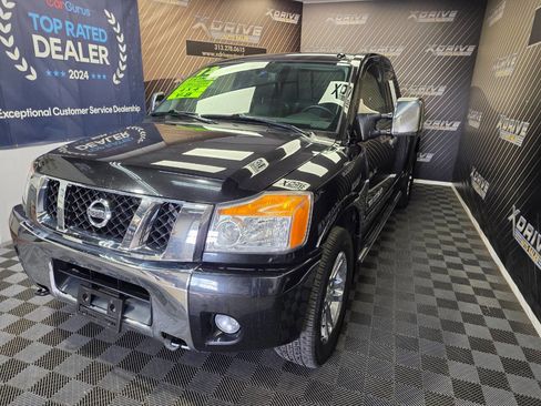 Used 2012 Nissan Titan SV image 1