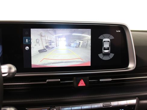 Used 2024 Hyundai Ioniq 6 SE RWD image 21