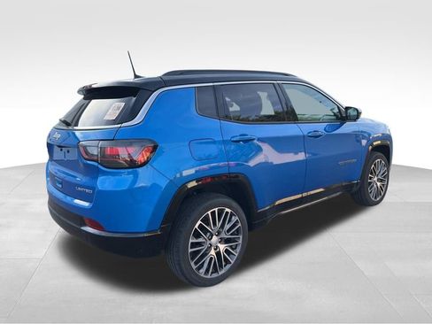 Used 2023 Jeep Compass Limited w/ Elite Group image 4