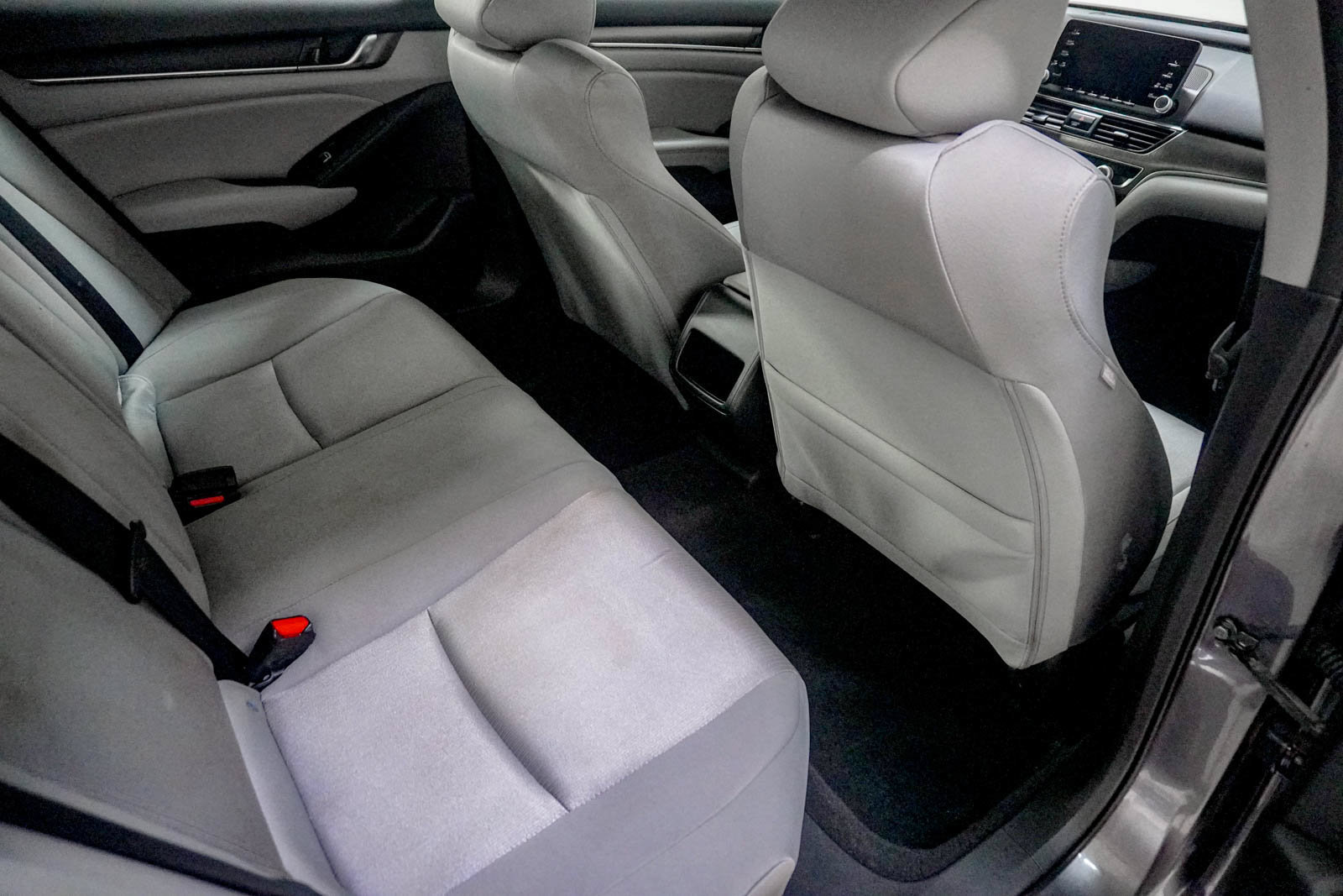Used 2018 Honda Accord LX image 33