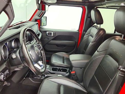 Used 2020 Jeep Gladiator Overland w/ Uconnect 4C Nav & Sound Group AWD/4WD image 12