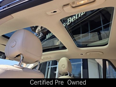 Used 2022 Mercedes-Benz GLC 300 4MATIC image 21