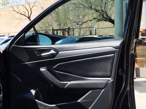 Used 2020 Volkswagen Jetta SE image 33