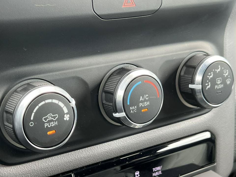 Used 2022 RAM 1500 Big Horn AWD/4WD image 22