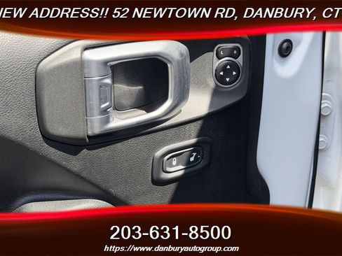 Used 2020 Jeep Wrangler Unlimited Sport AWD/4WD image 11