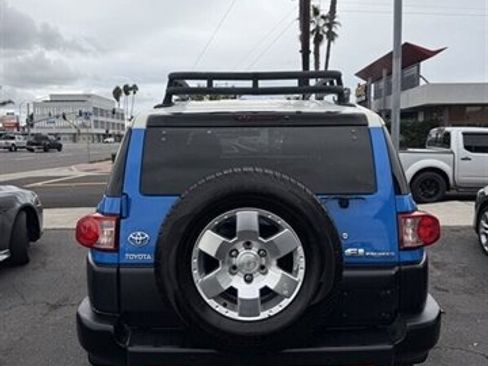 Used 2007 Toyota FJ Cruiser 4WD image 17