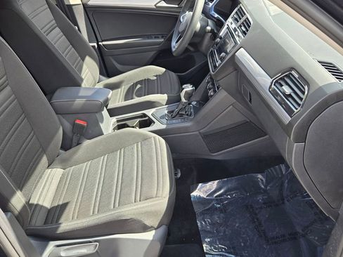 Certified 2023 Volkswagen Tiguan S FWD image 20