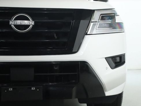 Used 2022 Nissan Armada SL w/ Midnight Edition Package RWD image 8