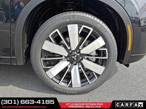 New 2025 Mitsubishi Outlander AWD image 6