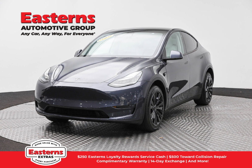 Used 2020 Tesla Model Y Long Range AWD/4WD image 1