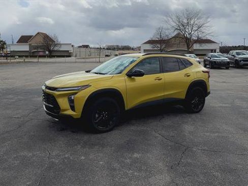 Used 2024 Chevrolet Trax ACTIV w/ Driver Confidence Package image 5